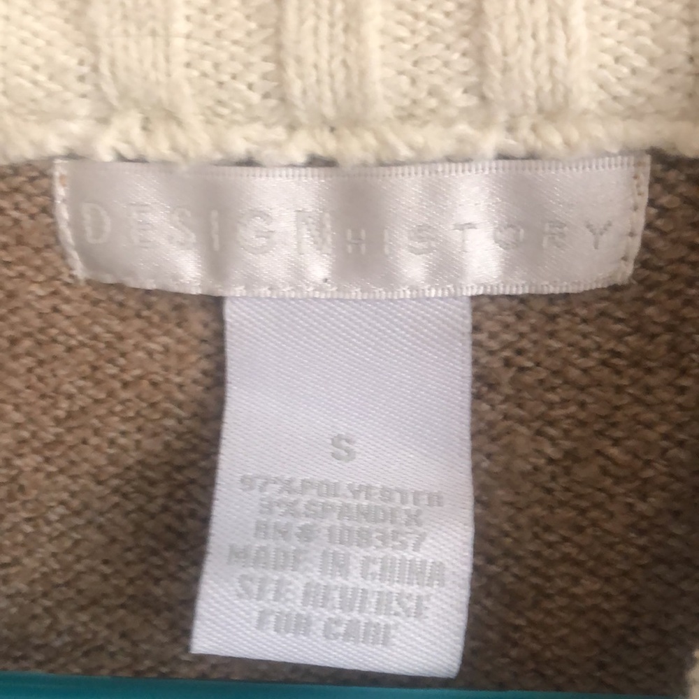 Color Block Sweater ☀️ - Picture 6 of 6